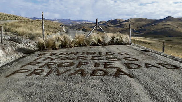 Campesinos de Apurimac bloquean corredor minero del sur
