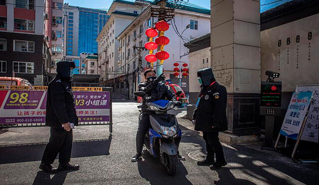 En China la rutina ya no es la misma, ante los efectos del coronavirus. Foto: EFE