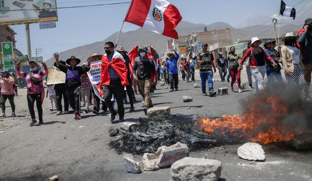 Carreteras bloqueadas en Arequipa. Foto: Rodrigo Talavera / La República