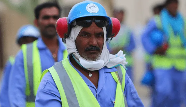 El impago de salarios constituye la “principal queja” de los trabajadores migrantes en Qatar. Foto: AFP