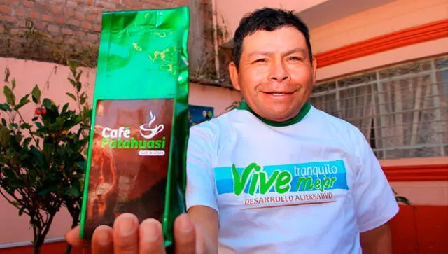 Más de cinco mil maestros reciben café del Vraem en su día 