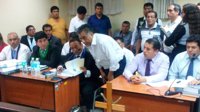 Inicia audiencia de prisión preventiva contra alcalde de Chiclayo y otros implicados