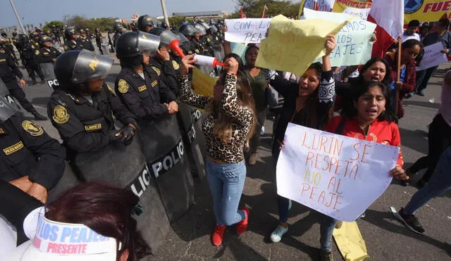 Marcha de pobladores de  Lurín contra el cobro de peajes en la zona [FOTOS]