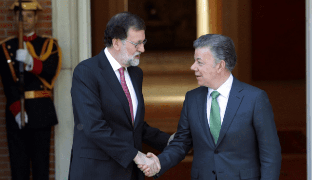 Santos y Rajoy piden una solución "democrática" para Venezuela