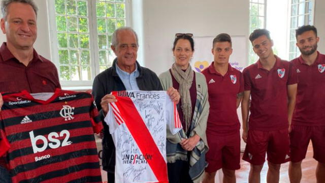 River Plate y Flamengo donaron camisetas autografiadas para ayudar a niños del Puericultorio Pérez Aranibar [FOTOS]