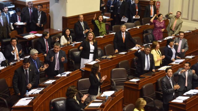 Fujimoristas lanzaron arengas en el Congreso tras interrogatorio a Odebrecht [VIDEO]