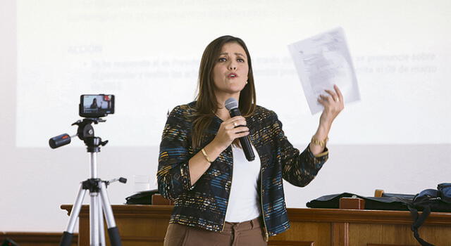 Arequipa: Yamila Osorio cuestiona a candidatos de querer cambiar modelo de Majes II