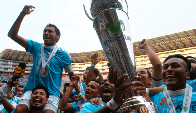 Sporting Cristal: el mundo del fútbol saluda a celestes por aniversario