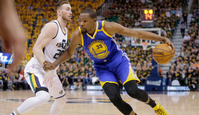PlayOffs NBA: Warriors se quedaron con el tercer juego ante Utah por la semifinal de Conferencia Oeste 