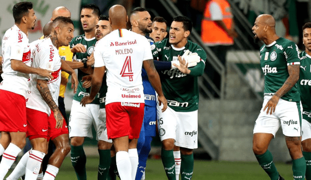 Paolo Guerrero casi se va a las manos con Felipe Melo en el Inter vs Palmeiras [VIDEO]