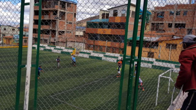 Acuchillan a varón en cancha deportiva del distrito de Santiago de Cusco 
