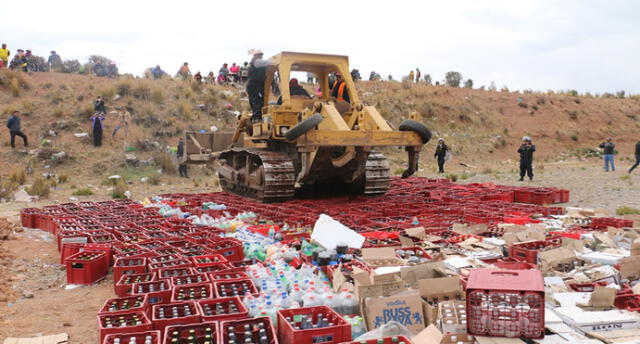 En Puno destruyen 420 cajas de cerveza y 5 400 botellas de licor