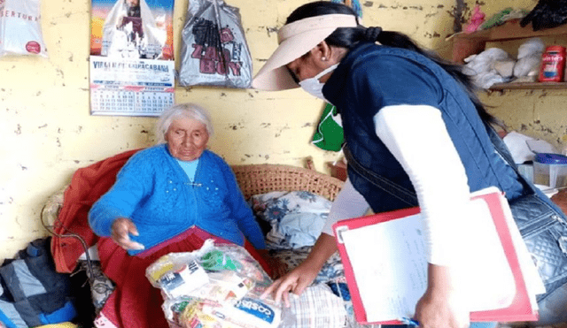 Municipalidades de Arequipa empadronan casa por casa para entrega de canastas.