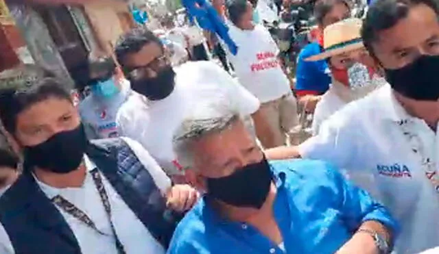 Policía desaloja a César Acuña de local partidario en Piura