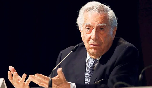 Mario Vargas Llosa asegura que es difícil para quien recibe el Premio Nobel de Literatura demostrar que está vivo. Foto: EFE