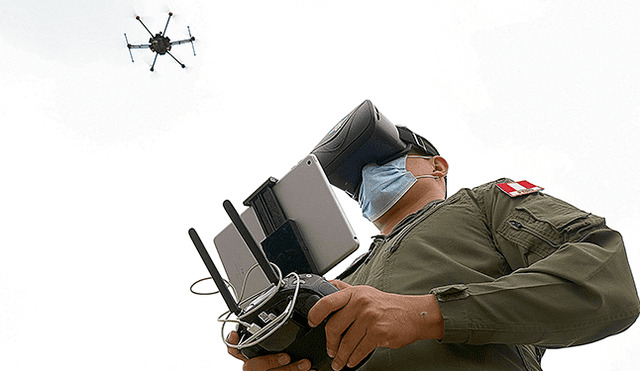Drones. Realidad virtual y uso de drones Matrice 600, de seis hélices, permiten identificar hasta las placas de rodajes de infractores.