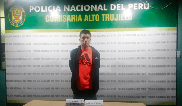 Cayó. Con un revólver escondido entre sus ropas fue capturado José Ruiz, presunto autor del atentado que dejó herido a Robert Huaripata.