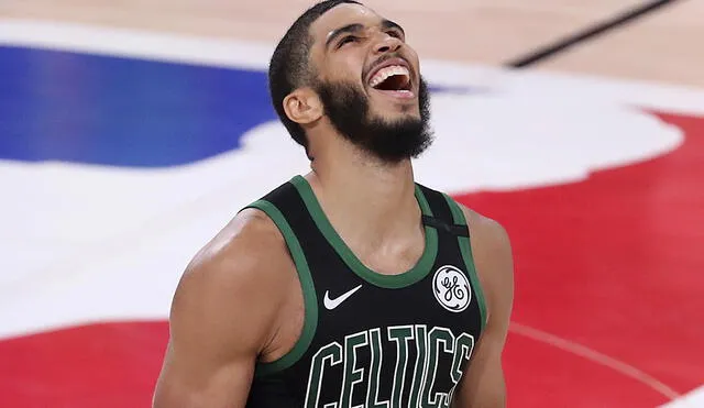 Boston Celtics avanzó en los Playoffs de la NBA al eliminar a los Toronto Raptors. Foto: AFP