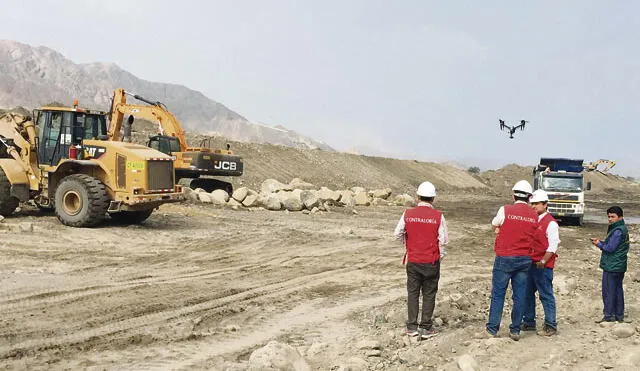Contraloría General inspecciona trabajos de descolmatación del río Virú 