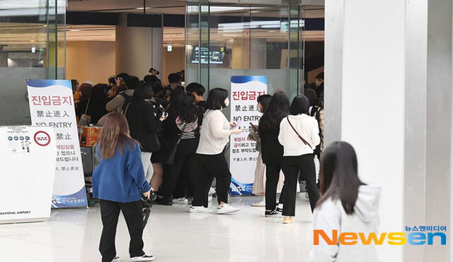 Imágenes de ENHYPEN en medio del caos provocado por los sasaengs en el aeropuerto. Foto: Newsen