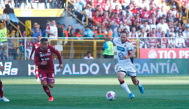 Bolaños anotó el primero para Saprissa en la Primera División de Costa Rica. Foto: Prensa Saprissa