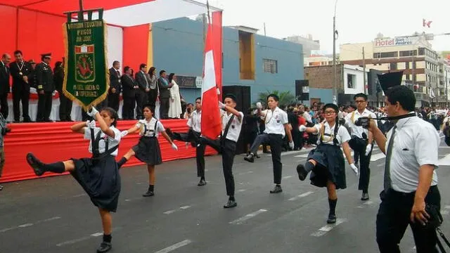 Colegios de La Libertad sí participarán del desfile por Fiestas Patrias
