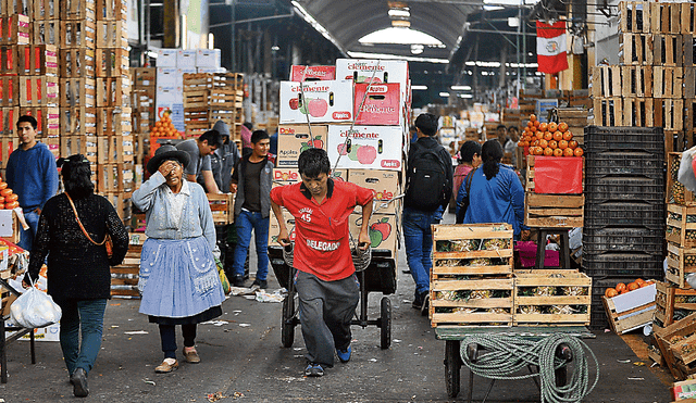 Buscan rematar el Mercado de Frutas con un cuestionado acuerdo de Concejo