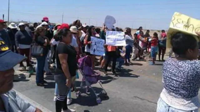 Talara: indignados bloquean Panamericana tras sobrevivir semanas sin agua potable  [FOTOS Y VIDEOS]