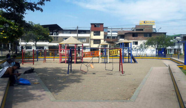 Villa María del Triunfo: parque de juegos es un peligro para los niños 