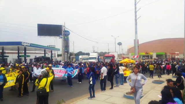 Trujillo: Anuncia descuentos a maestros que acatan huelga