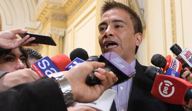 Roberto Vieira admite que su proyecto de ley podría terminar beneficiando a Alberto Fujimori