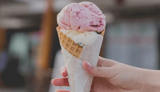 Tienda en Italia le cobró 25 euros por un helado a turista y recibió multa de 2000