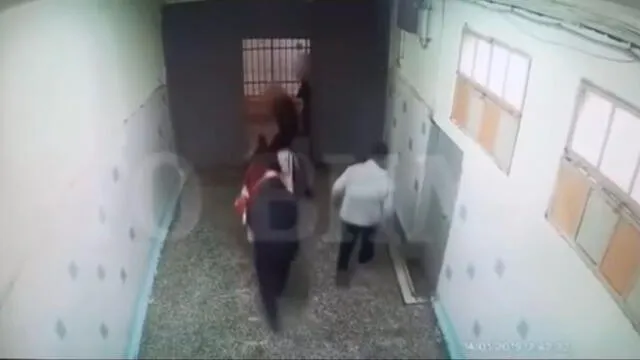 Captan brutal asesinato dentro de cárcel de máxima seguridad en Grecia [VIDEO]