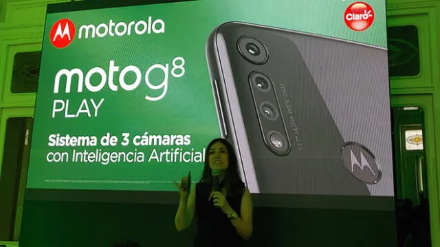 Motorola Moto G8 Play con triple cámara trasera.