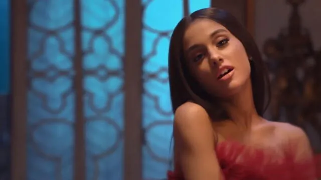 Ariana Grande anuncia descanso de la música y revela motivo [VIDEO]