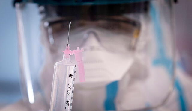 La potencial vacuna de Pfizer y BioNTech contra el coronavirus es la que se llevó un mayor número de menciones tras su alentador anuncio del 9 de noviembre. Foto: EFE