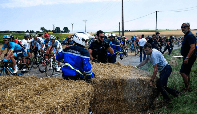 La Insólita manifestación que interrumpió etapa 16 del Tour de Francia [FOTOS]