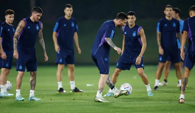 Lionel Messi y la Selección Argentina se encuentran preparándose para su último partido del grupo C. Foto: EFE