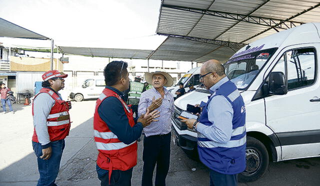Región Arequipa retira 120 minivanes de vías