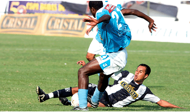 Alianza Lima pudo salvar la categoría ante Cristal en el 2008. Foto: Archivo GLR