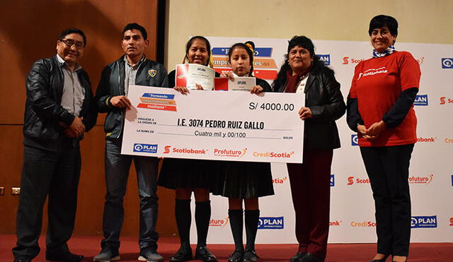 Scotiabank reconoce emprendimientos escolares en Lima y Piura