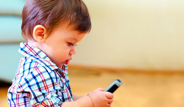 Estudio revela que los niños que usan smartphones, tardan más tiempo en aprender a hablar