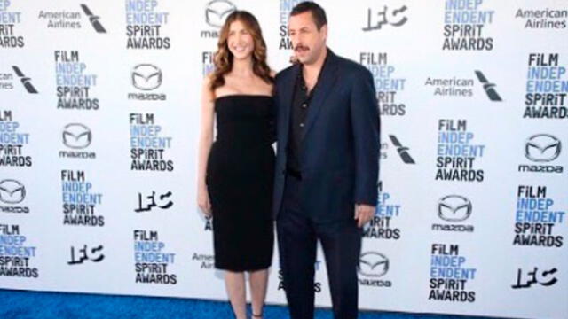 Adam Sandler y  Jacqueline Titone en el Independent Spirit Awards | FOTO: Instagram