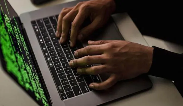 Es una actividad cibercriminal que también es conocida como camfecting. Foto: ComputerHoy