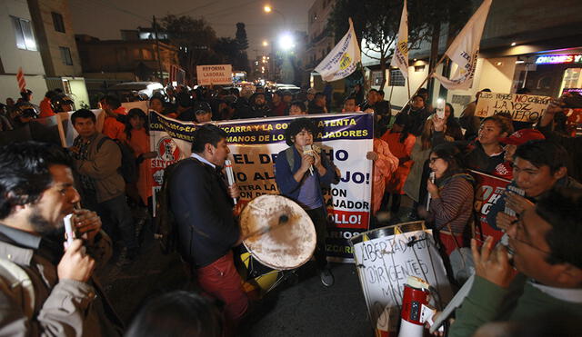 Mineros exigen la liberación de sus dirigentes [FOTOS]