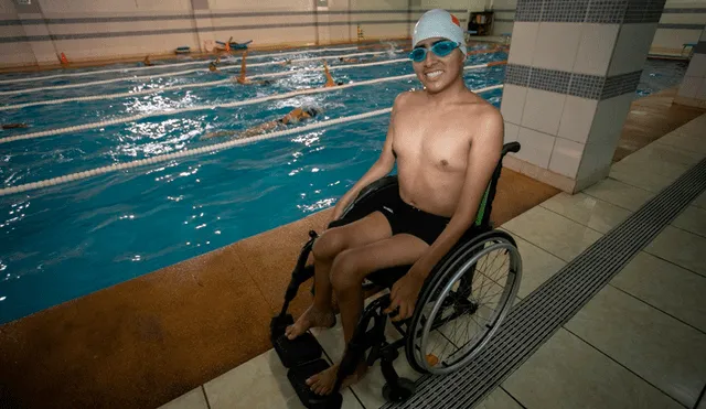 La historia del para nadador de solo 15 años competirá por primera vez en unos Juegos Olímpicos. “Soy un triunfador, vencedor de límites”. (FOTO: GLR).