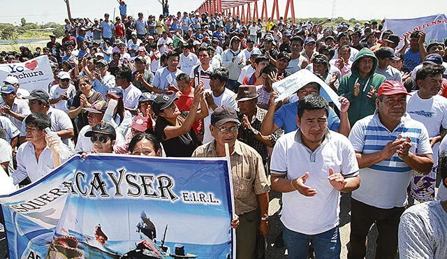 Pescadores en pie de lucha contra decretos supremos