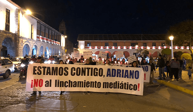 Arlette Contreras: ayacuchanos salen en protesta a favor de Adriano Pozo.