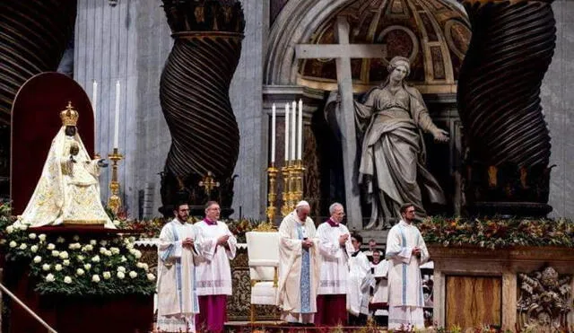 El Papa Francisco realizó la primera misa del 2020. (Foto: Pulsos)