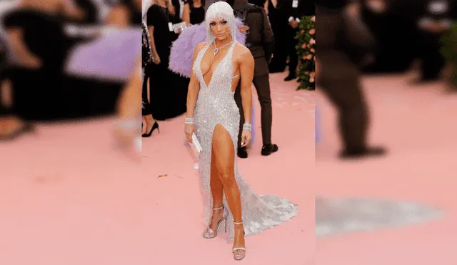 Jennifer Lopez opacó a su novio Alex Rodríguez en la Met Gala 2019 